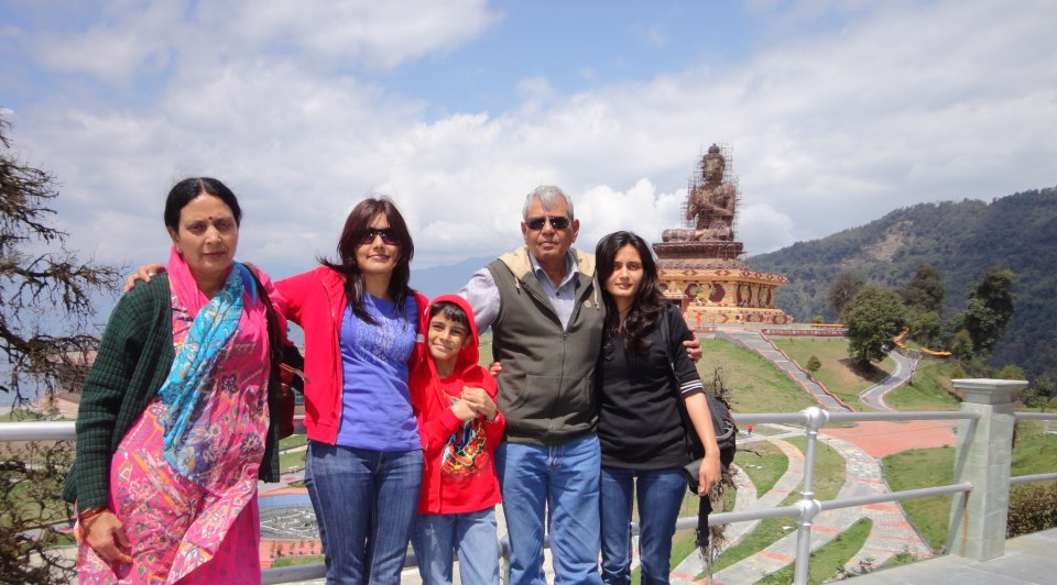 Mrs Renu Chaturvedi, Richa Chaturvedi, Mr Vijay Ballabh Chaturvedi & Ruchi Chaturvedi 